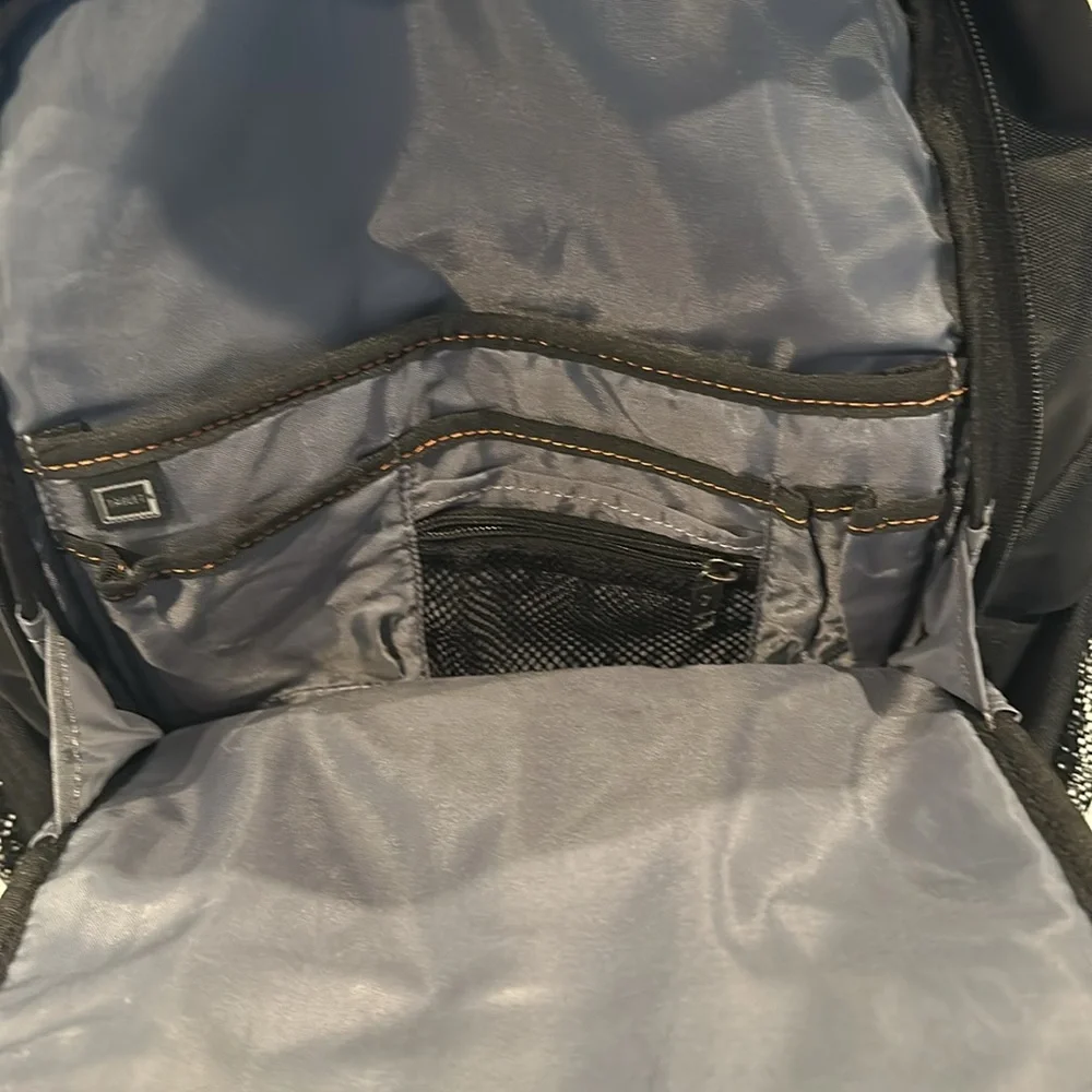 Samsonite Black Laptop Backpack - Picture 5 of 9